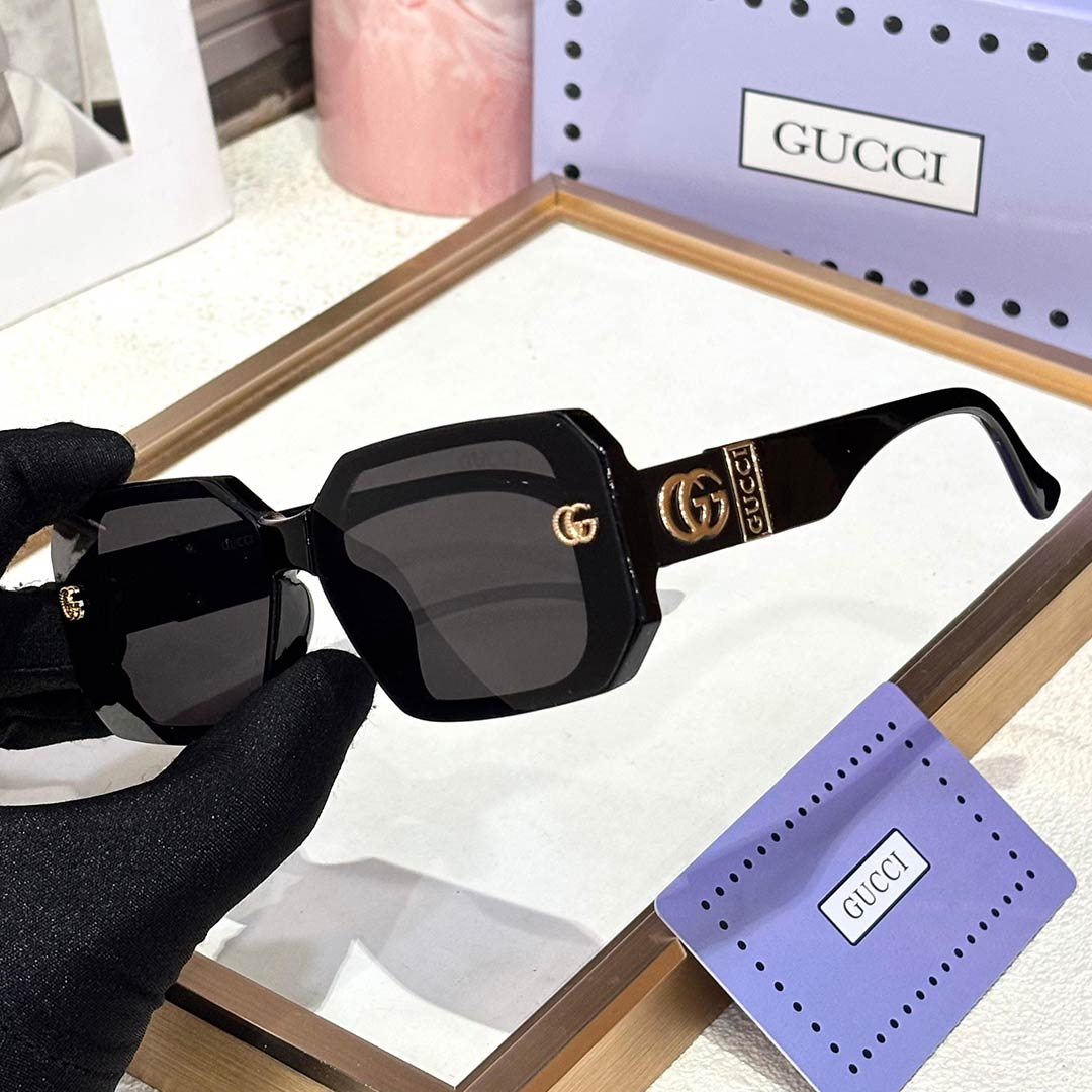 GC Premium Luxury 1307 Women Wayfarers
