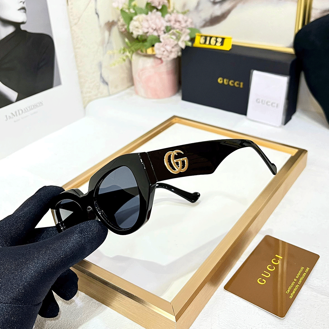 GC Premium Luxury Women’s 6162 Wayfarers