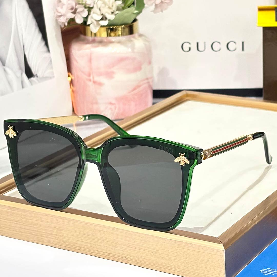 GC Premium Luxury 18 Women Wayfarers