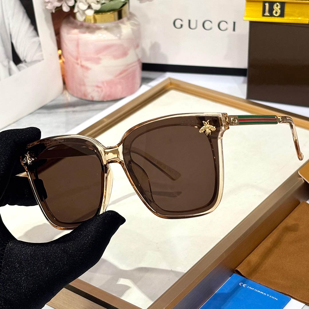GC Premium Luxury 18 Women Wayfarers