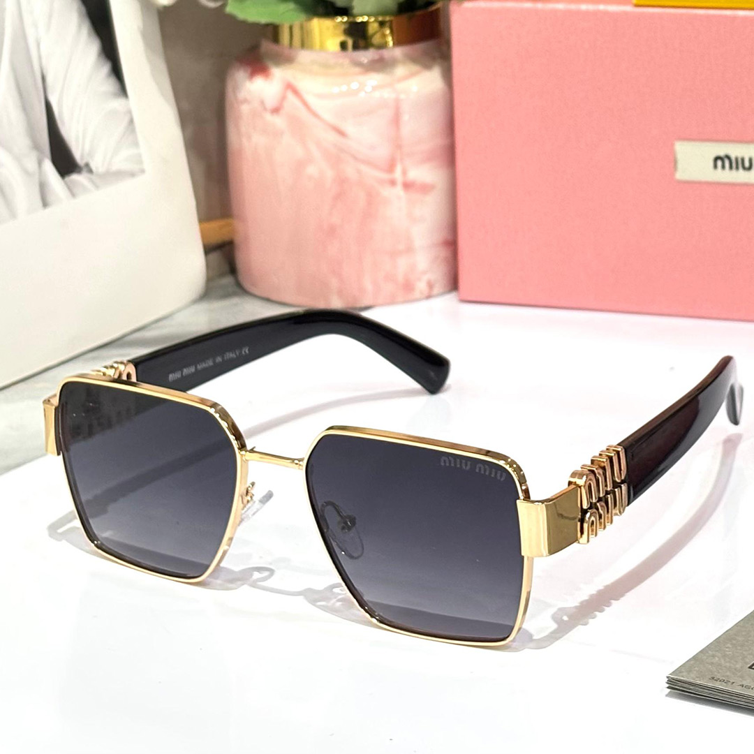 MIU MIU Luxe Women's 550 Aviators