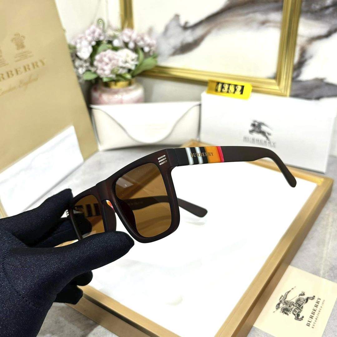 BB Royal 4382 Wayfarers