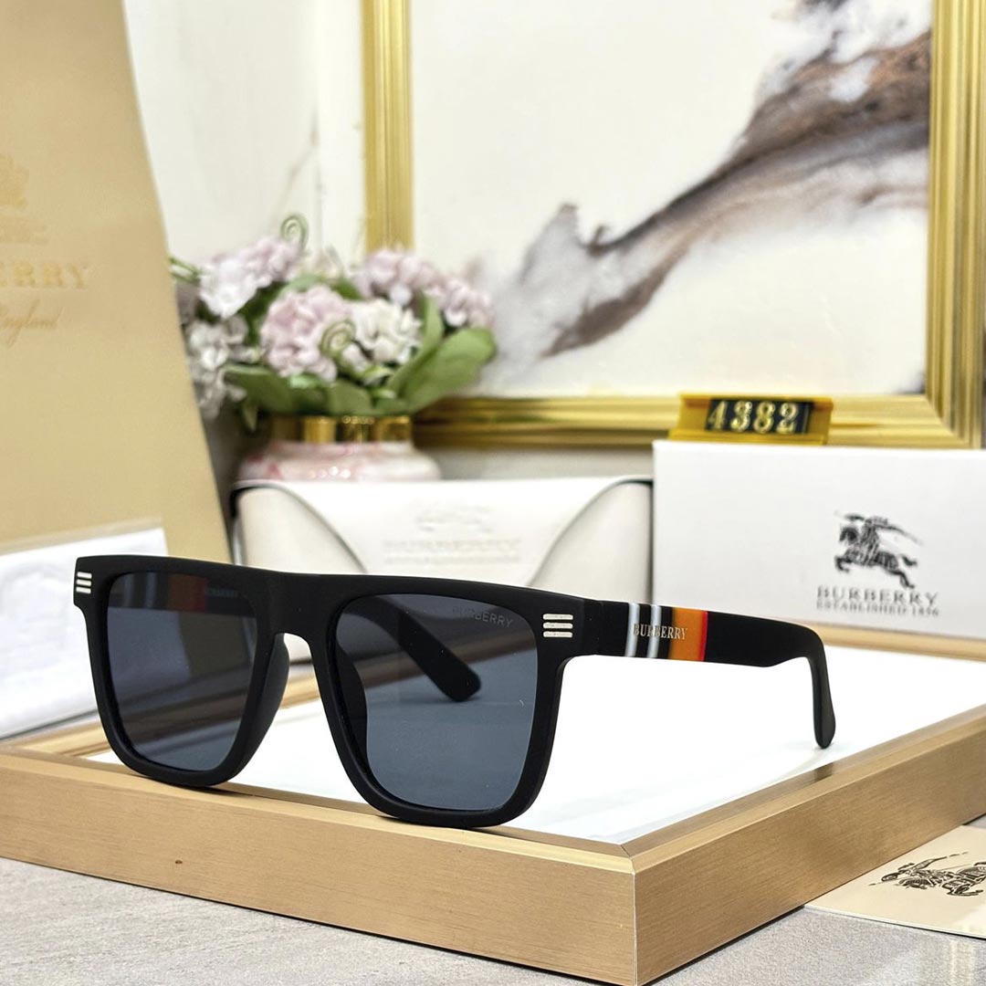 BB Royal 4382 Wayfarers